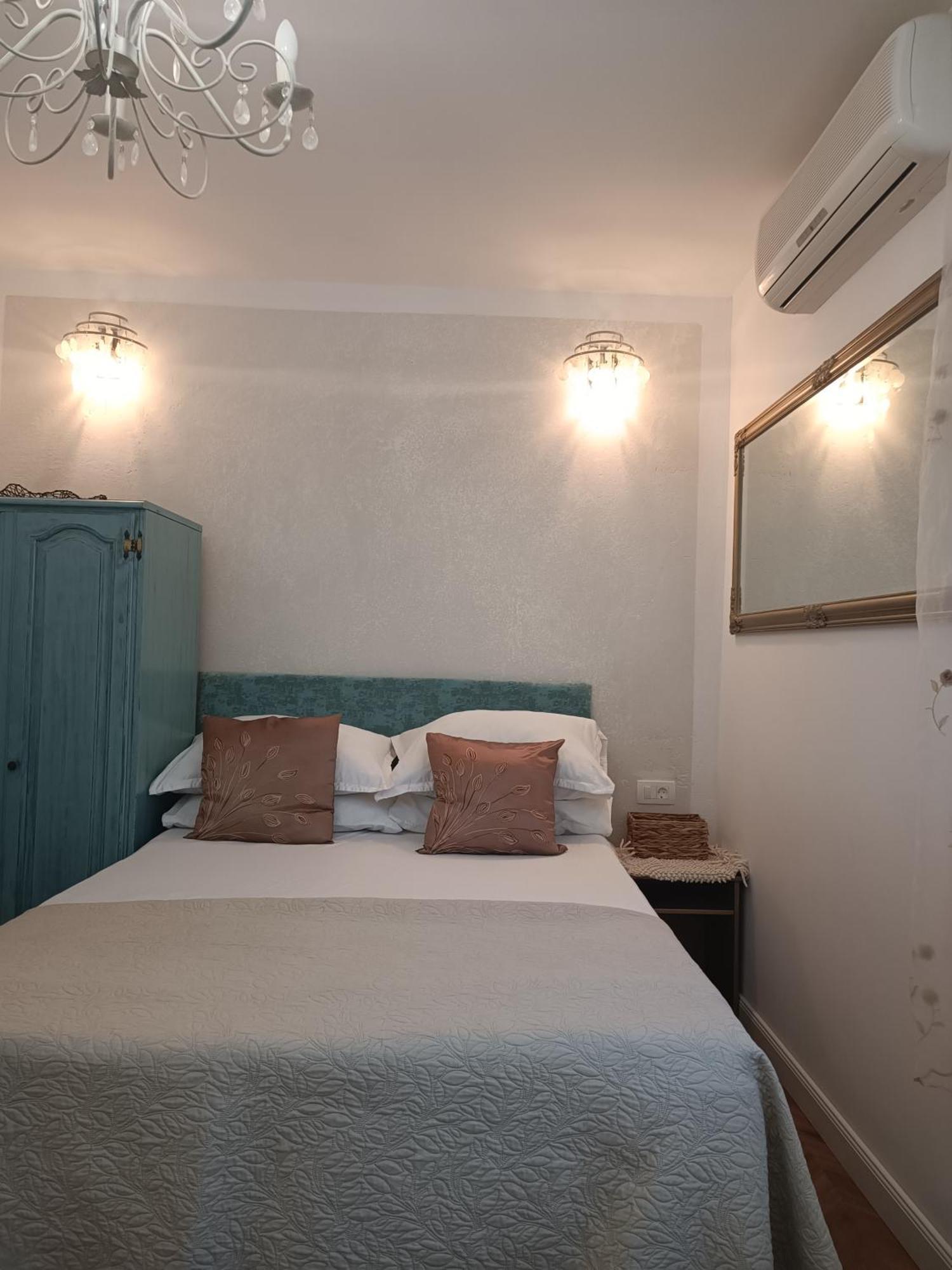 Apartment Golden Sunrise - 4 Ul.Petra Svacica11 Baška Voda Extérieur photo