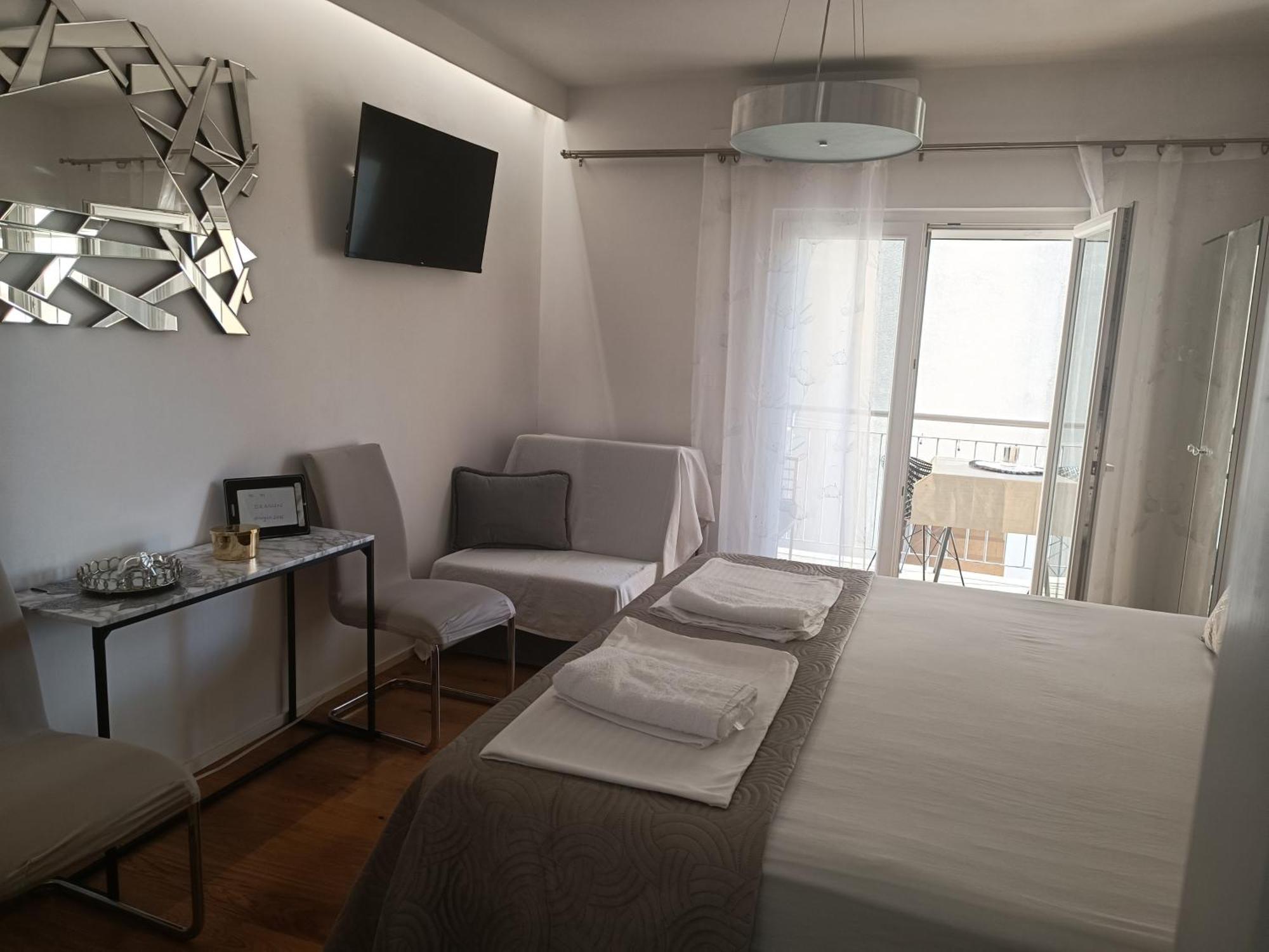 Apartment Golden Sunrise - 4 Ul.Petra Svacica11 Baška Voda Extérieur photo
